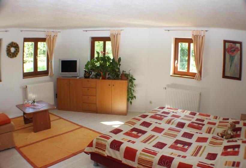 Номер Стандарт, Gasthaus Zum Wanderstübel