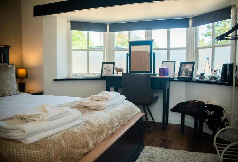 Номер Deluxe, The George & Dragon Country Inn