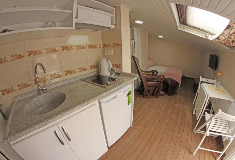 Номер Стандарт с Террасой, Ede Apart Otel