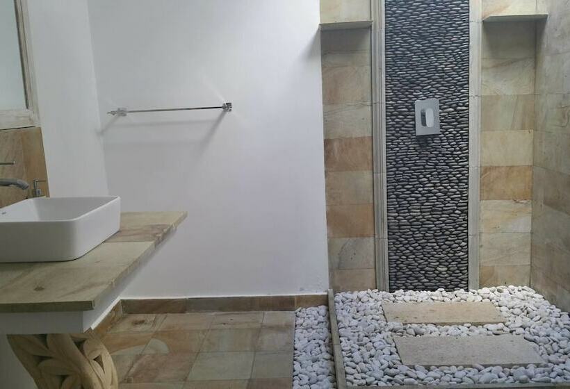 Бунгало Deluxe, Nalini Resort