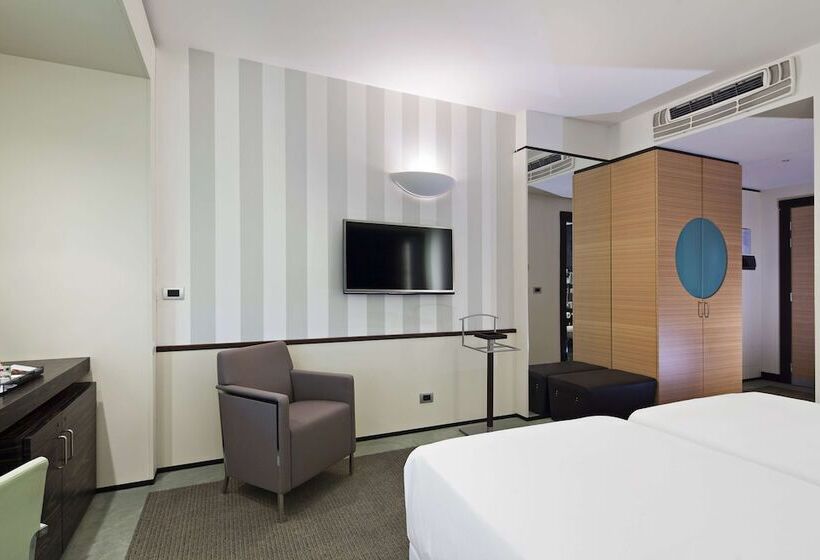 Номер Superior, NH Venezia Laguna Palace