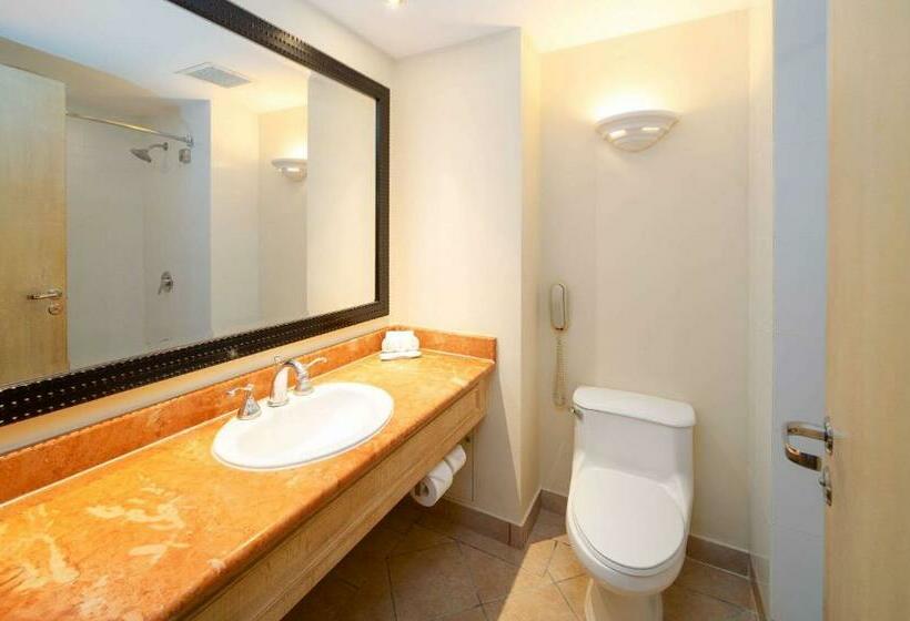 Люкс Кровать Кинг, Quality Hotel Real Aeropuerto San Salvador