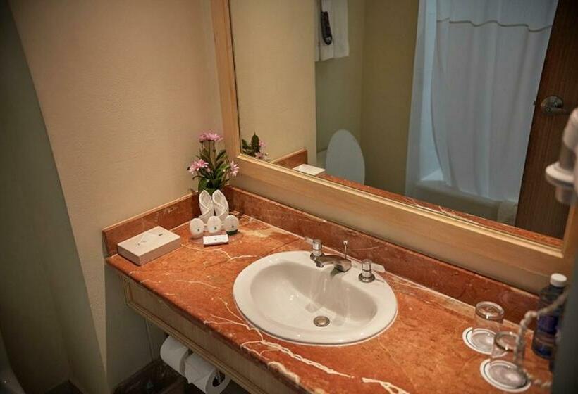 Номер Стандарт 2 Двуспальные Кровати, Quality Hotel Real Aeropuerto San Salvador