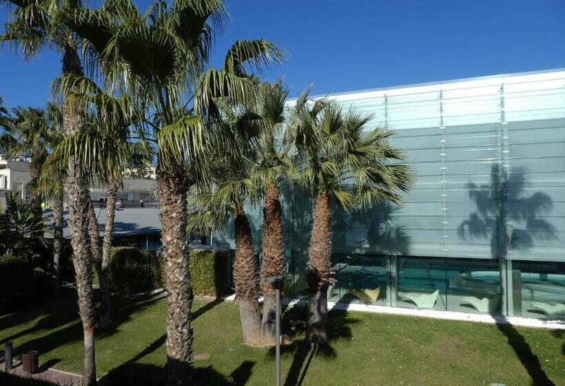 Апартаменты 1 Спальня, Apartamentos Estival 3000