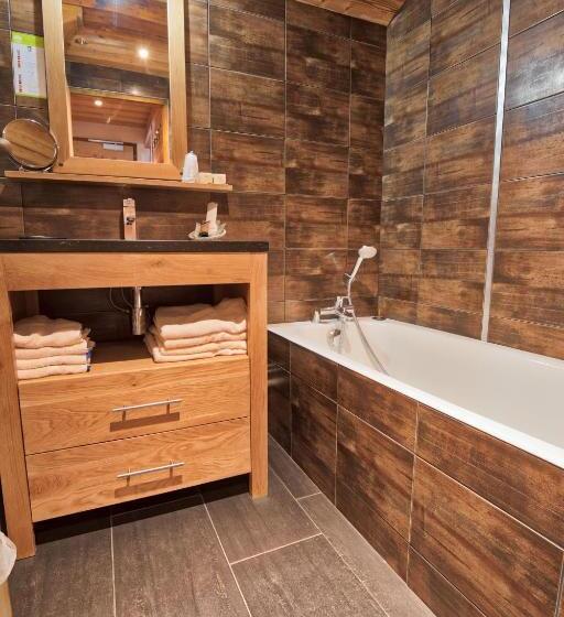 اتاق استاندارد, Chalet Hôtel Du Mont Charvin & Spa