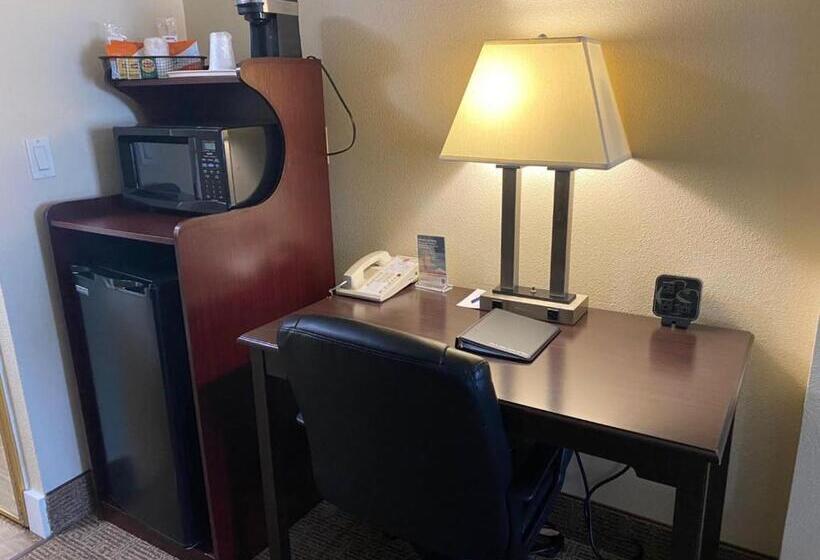 Люкс, Comfort Suites