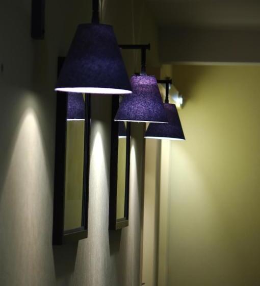 Номер Стандарт Трехместный, Hôtel Restaurant Logis L Aubrac Laguiole