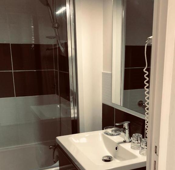 Семейный Номер, Le Cheval Blanc