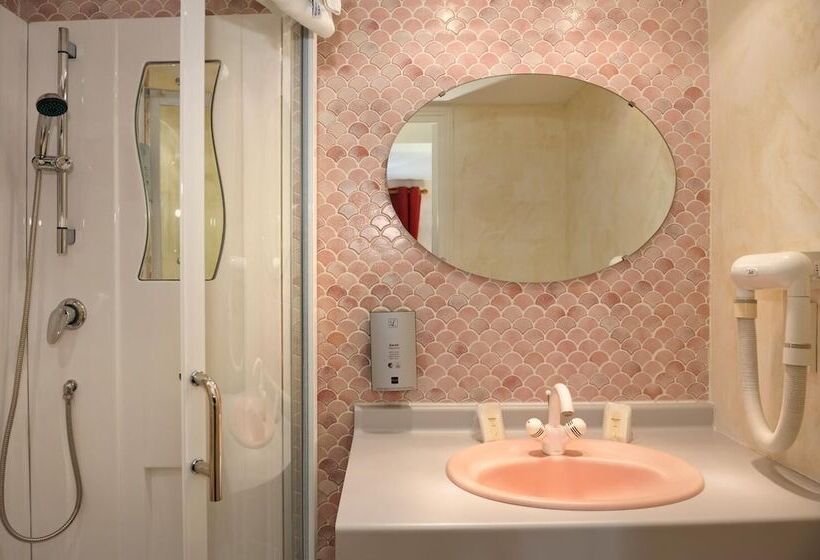 Номер Стандарт Индивидуальный, Logis Auberge A La Tete De Lard