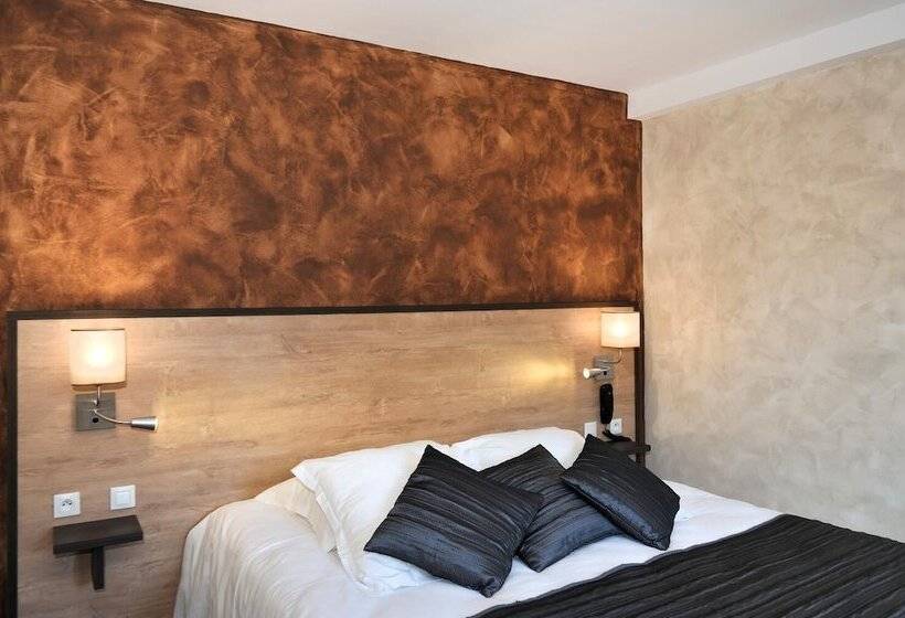 Номер Стандарт, Logis Auberge A La Tete De Lard