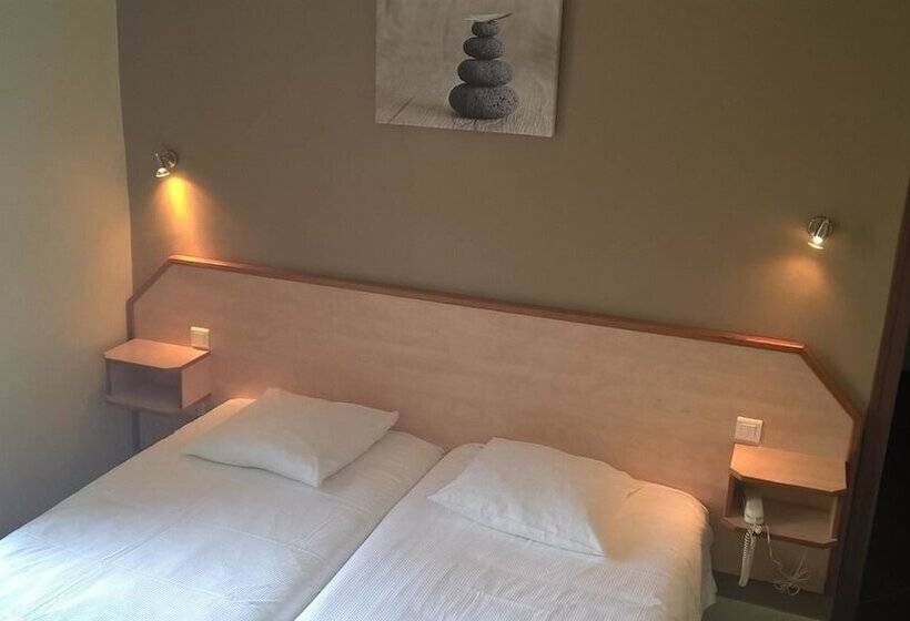 Номер Стандарт Вид на Море, Logis Hotel Belle Vue