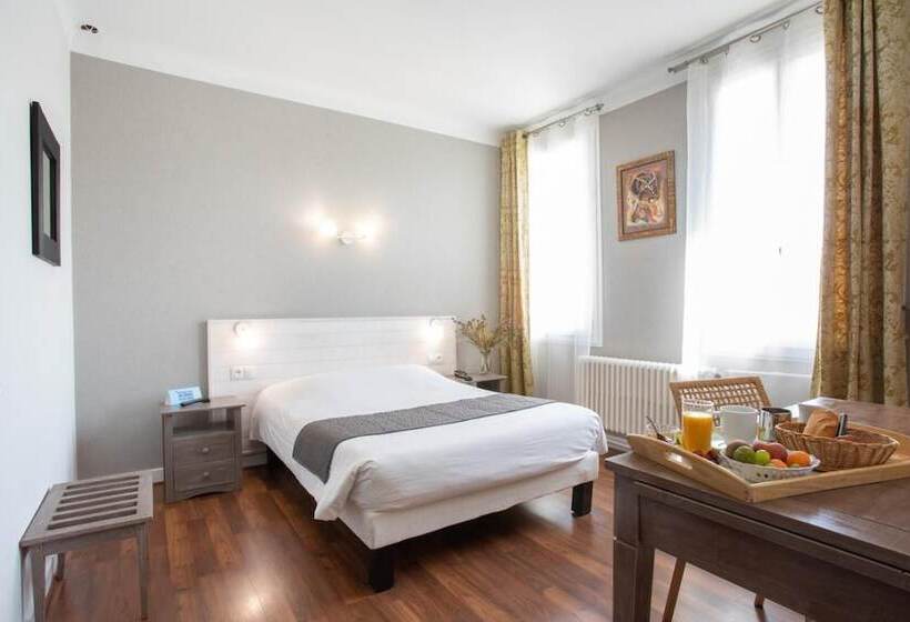 Номер Стандарт, Logis Hotel L Occitan 2 étoiles