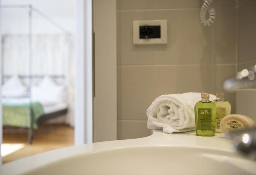 Superior suite mountain view, Chalet Hotel Hartmann   Adults Only