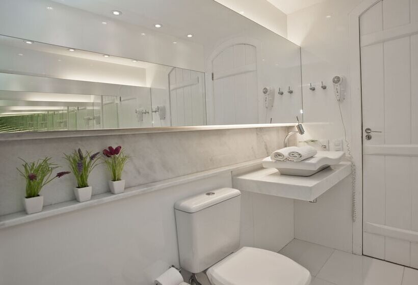 Трехместный Номер Superior, Auberge De La Langouste