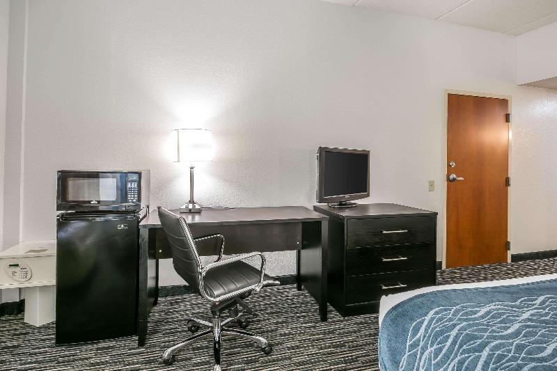 חדר סטנדרט עם מיטת קינג, Comfort Inn University