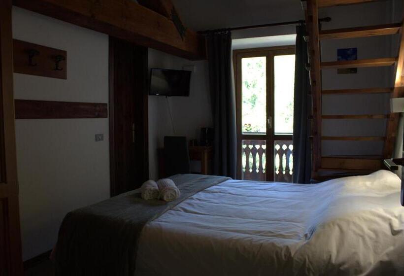 스탠다드 트리플 발코니 룸, Chalet Bellevue