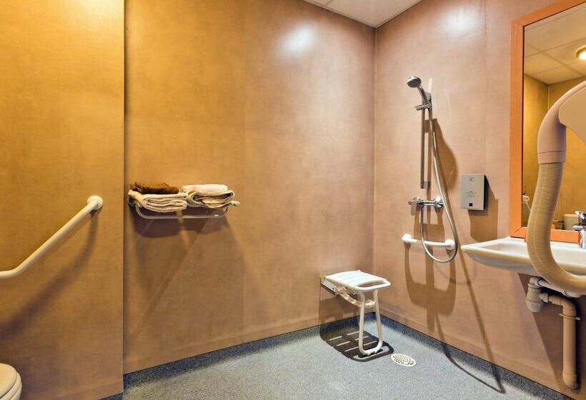 장애인을 위한 스탠다드 룸, Logis Hôtel Belle Vue