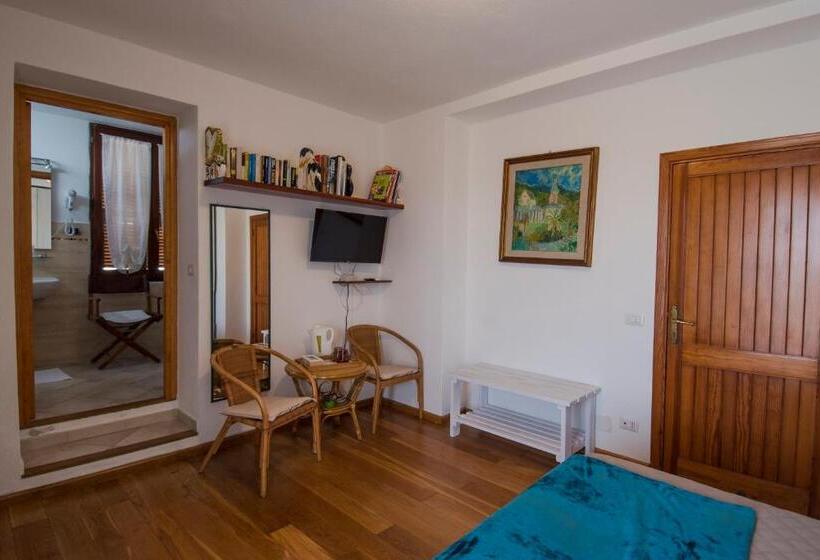 اتاق استاندارد, B&b La Chicca Di Francesca