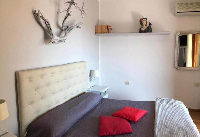 اتاق استاندارد با بالکن, B&b La Chicca Di Francesca