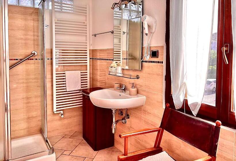 اتاق استاندارد, B&b La Chicca Di Francesca