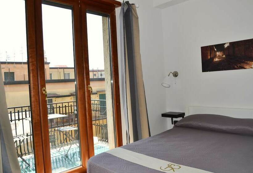 غرفة قياسية, Sanctuary Rooms