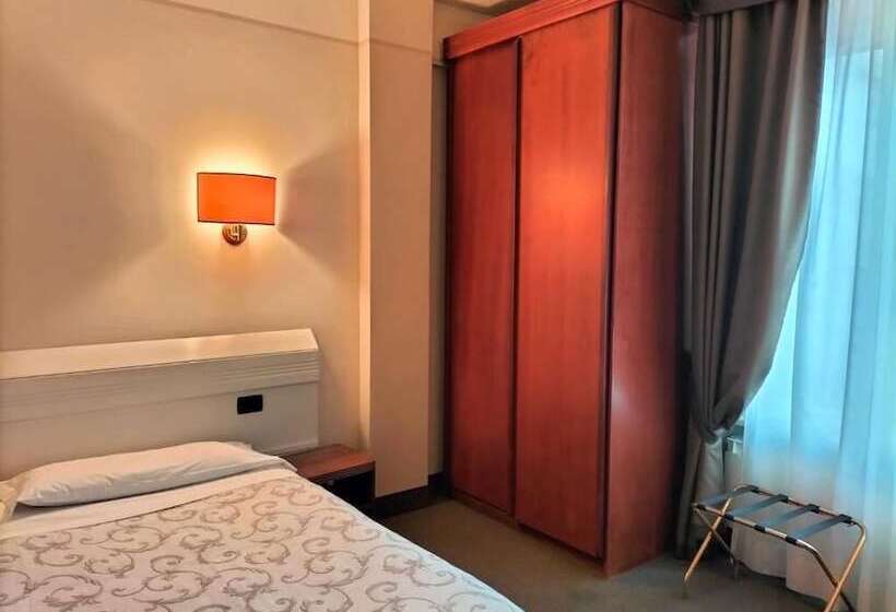 اتاق استاندارد یک نفره, Arcadia