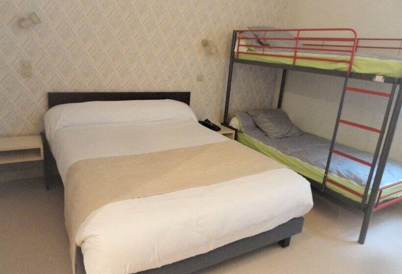 Семейный Номер, La Bonne Auberge