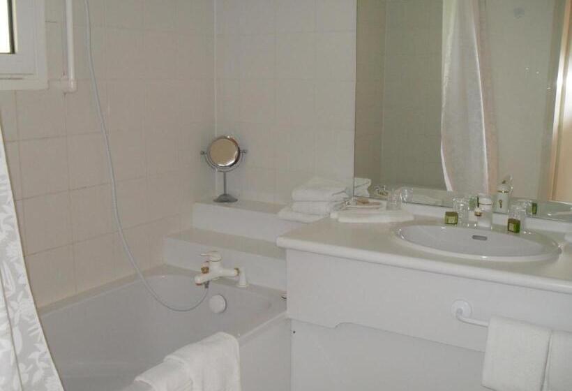 Семейный Номер, Logis Hôtel Val De Vienne