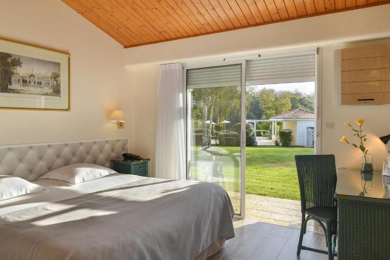 Номер Стандарт, Logis Hôtel Val De Vienne