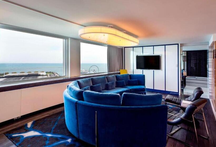 Suite met Kingsize Bed, W Chicago  Lakeshore