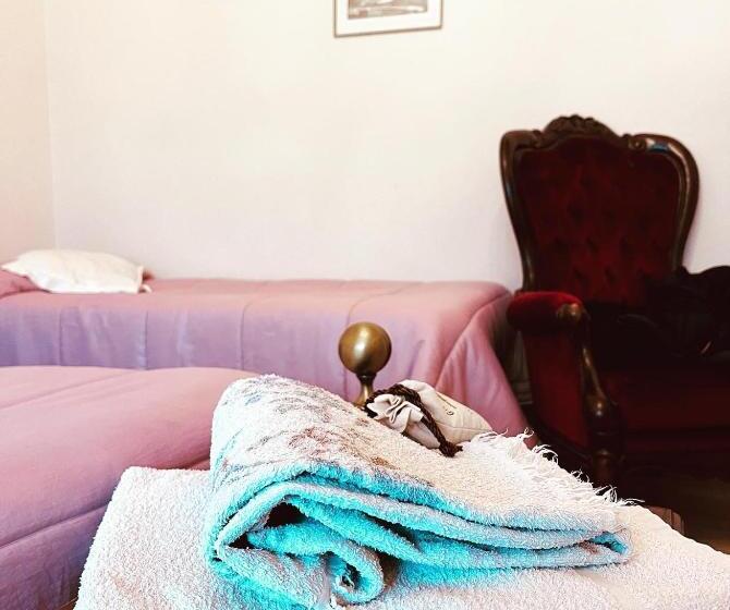 اتاق اکونومی, Bed&breakfast Benedetta