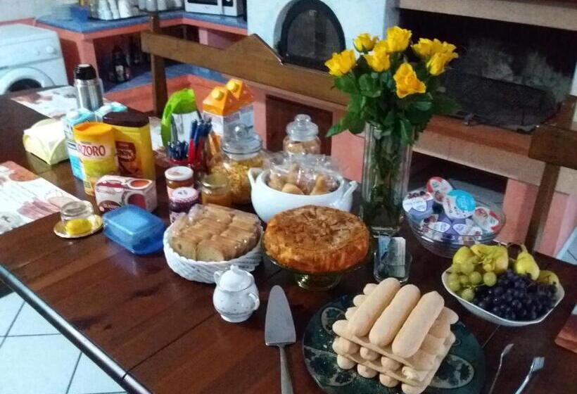 اتاق خانوادگی, Monti E Mare