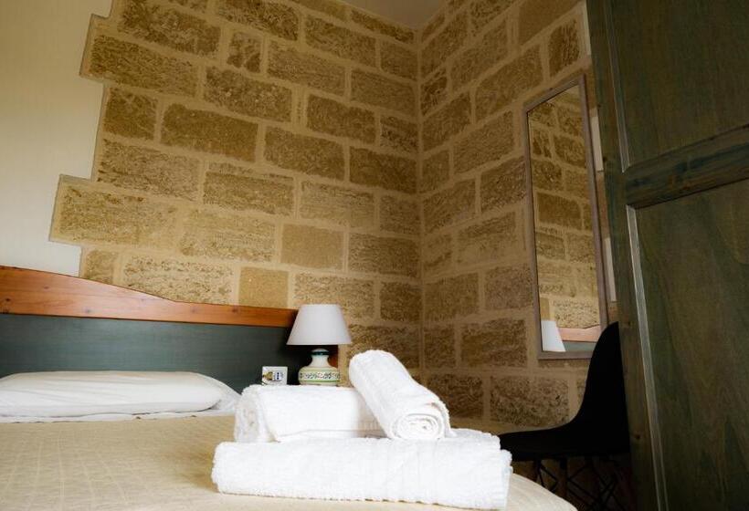 اتاق لوکس, Tenuta Calitre