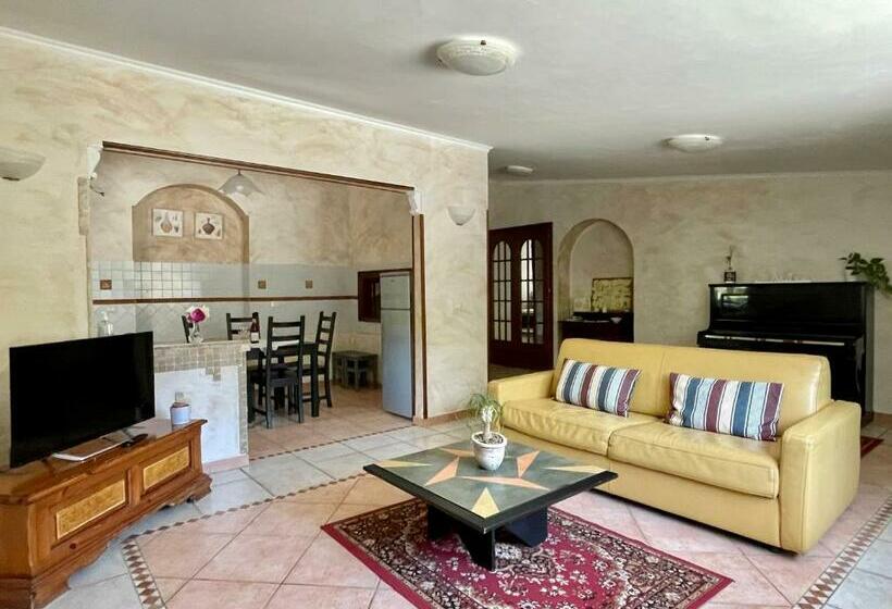 Апартаменты Deluxe 1 Спальня, Home Sweet Home
