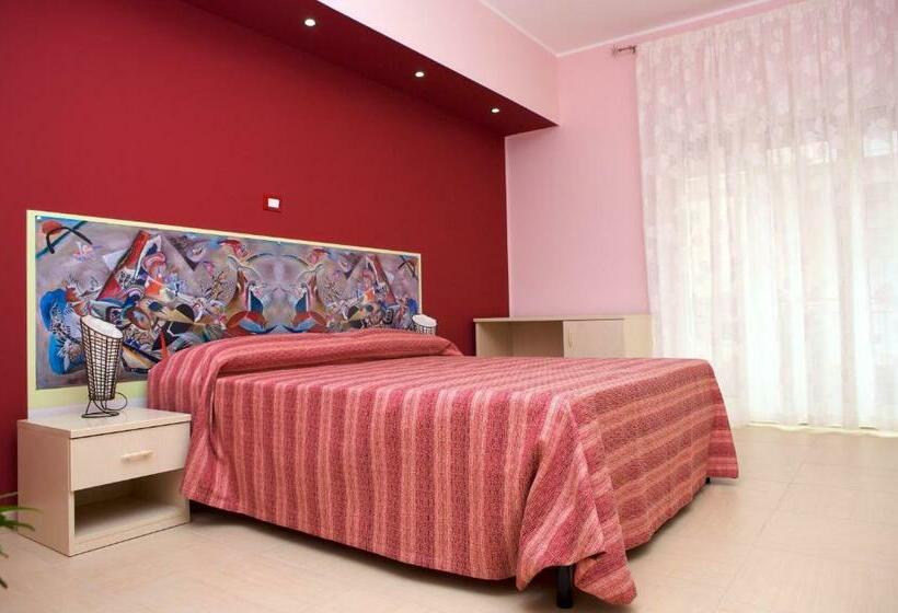 اتاق استاندارد سه نفره, Il Fiore Di San Giovanni B&b