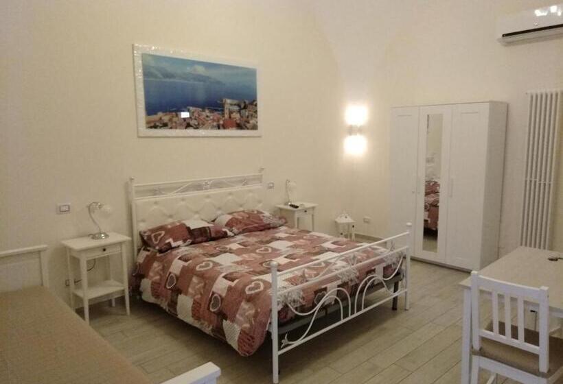 Стандартный Номер Кровать Кинг, La Maison Di Nicoletta
