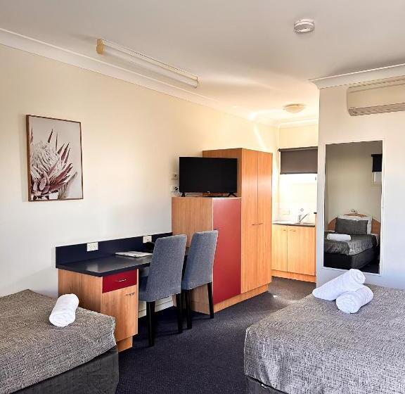 Трехместный Номер Deluxe, Boulevard Lodge Bundaberg