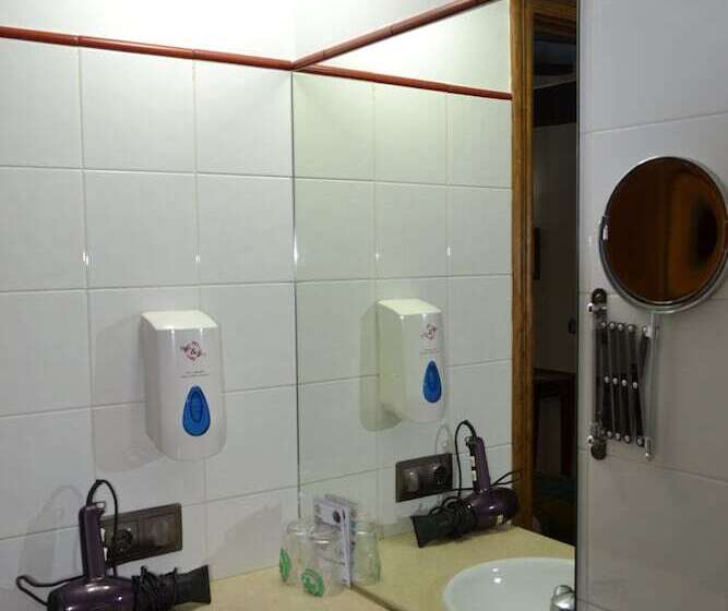 Номер Economy, Hostal Santa Agueda