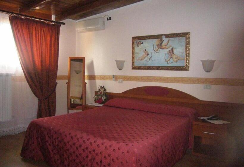 اتاق استاندارد, Villa Altieri