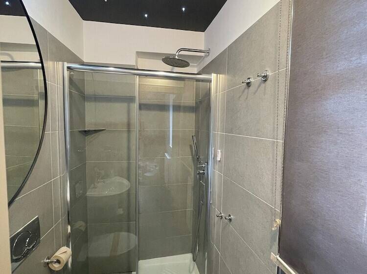 اتاق استاندارد سه نفره, B&b Albornoz
