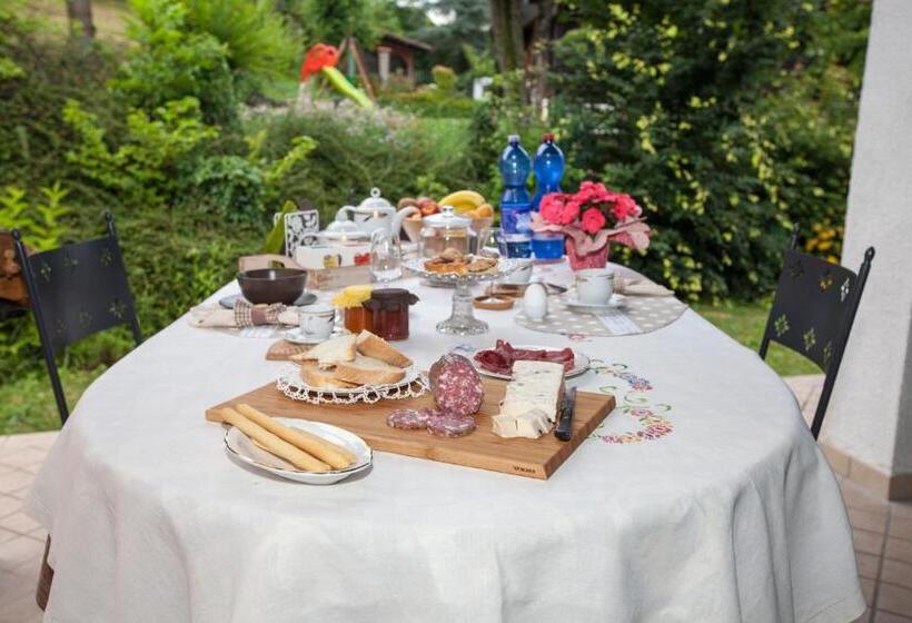 Вилла 1 Спальня Вид на Сад, Cugi Bed And Breakfast