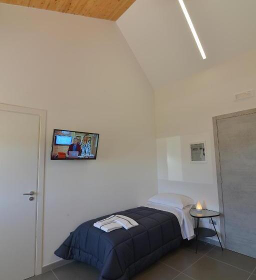 Четырехместный Номер Стандарт, Masseria La Meridiana