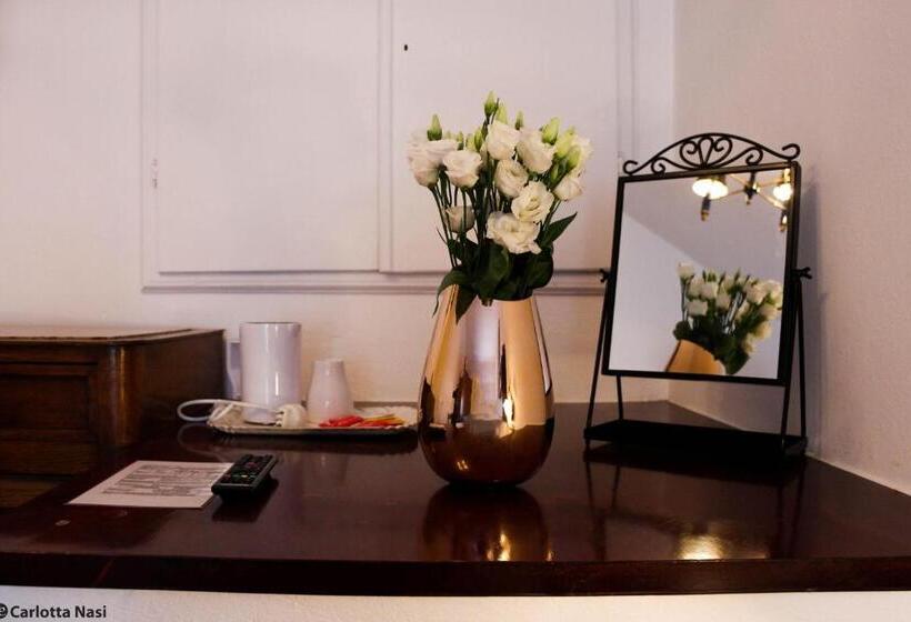 Номер Стандарт Совместная Ванная, La Calla