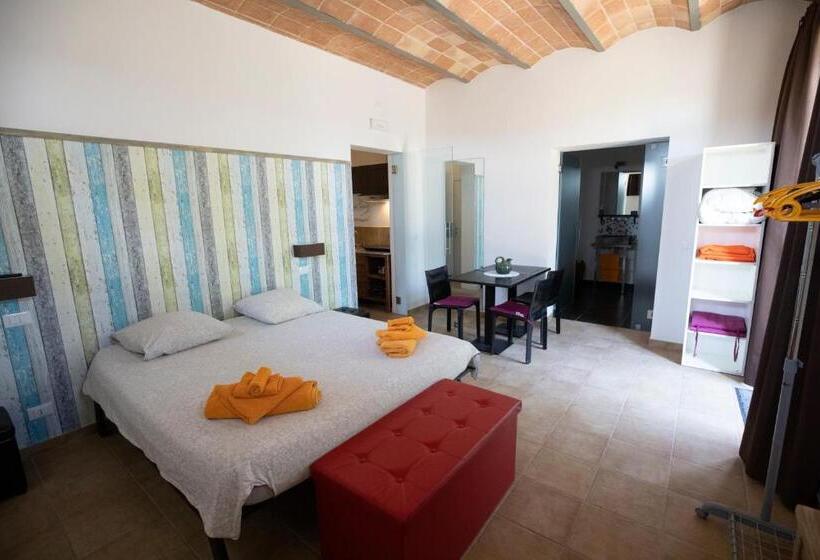 Апартаменты 1 Спальня Нижний Этаж, La Vita Nuova Appartements   Appart B&b