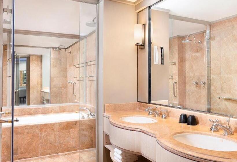 سوئیت کلاب, Sheraton Imperial Kuala Lumpur