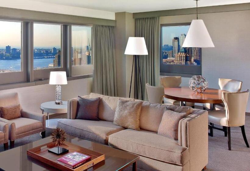 스위트 킹사이즈 침대, The Westin New York At Times Square