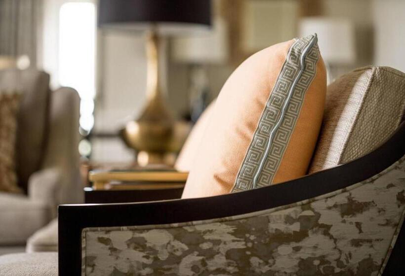 俱乐部房间, The Ritzcarlton Naples, Tiburón