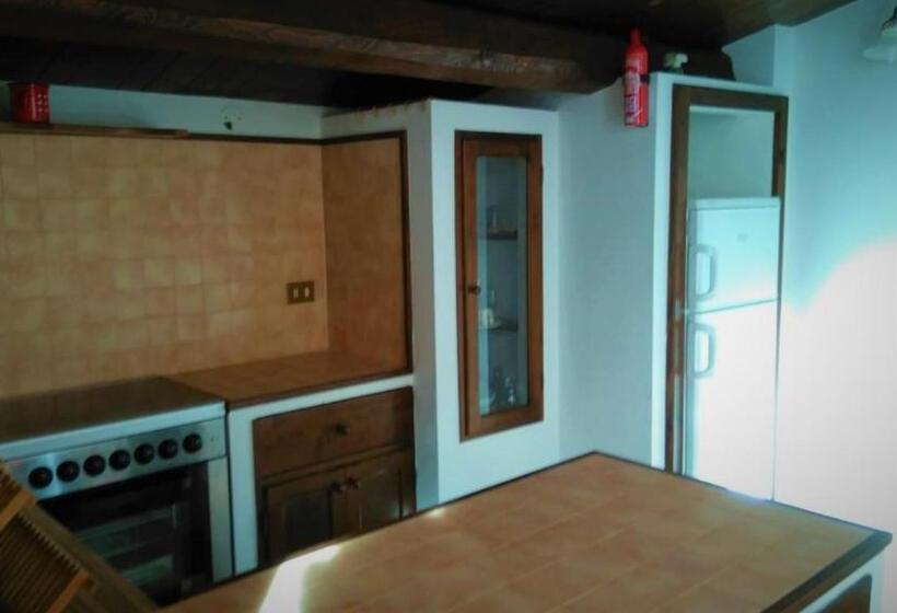 Апартаменты 1 Спальня Вид на Море, Casale Civetta
