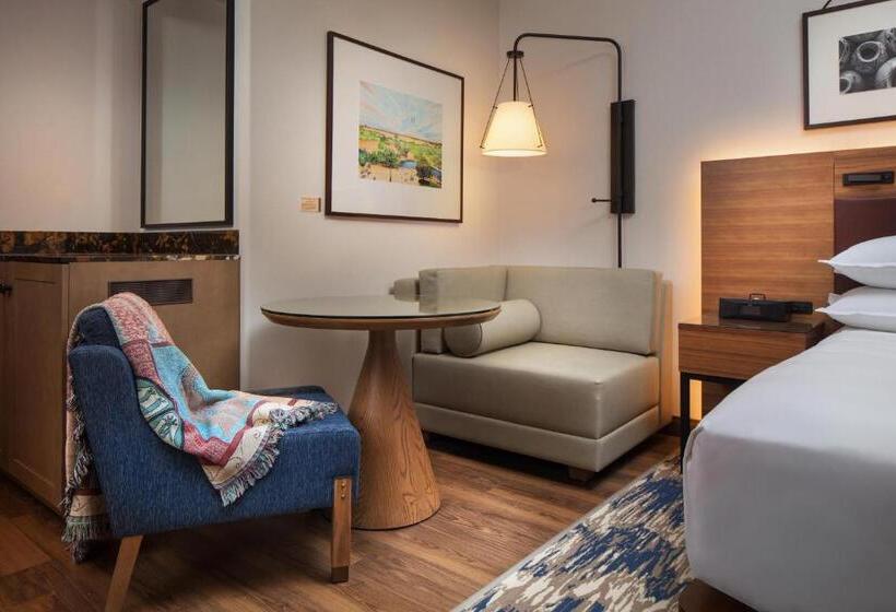 Номер Deluxe, Sheraton Grand At Wild Horse Pass