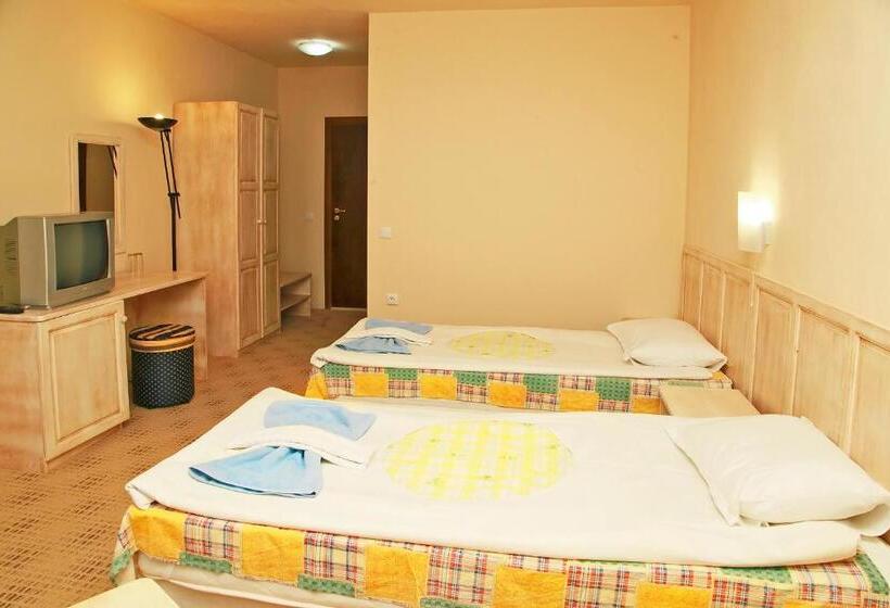 ファミリールーム, Ravda Bay Guest House